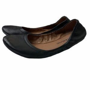 Emmie Ballet Leather Flats in Black. Size 6 1/2